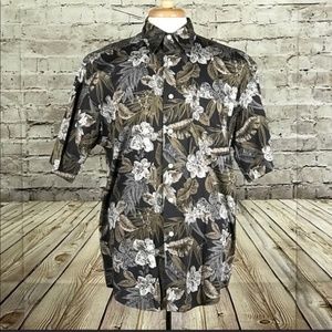 Floral Hawaiian Men's Shirt St. John's Bay Size M